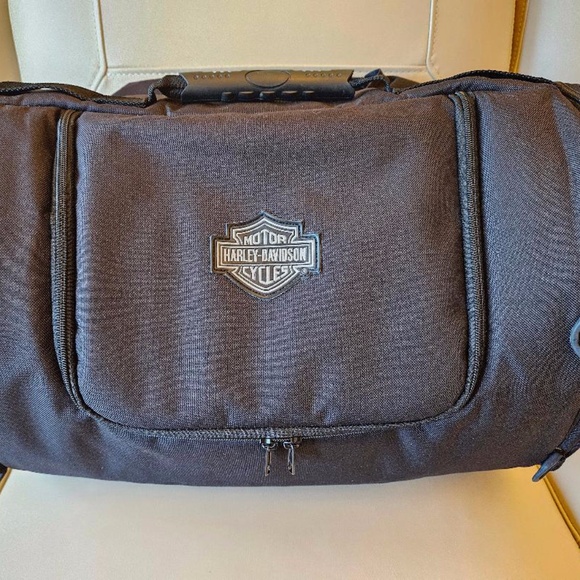 HARLEY DAVIDSON SISSY BAR LUGGAGE BAG STORAGE USED LIKE NEW - Picture 1 of 11